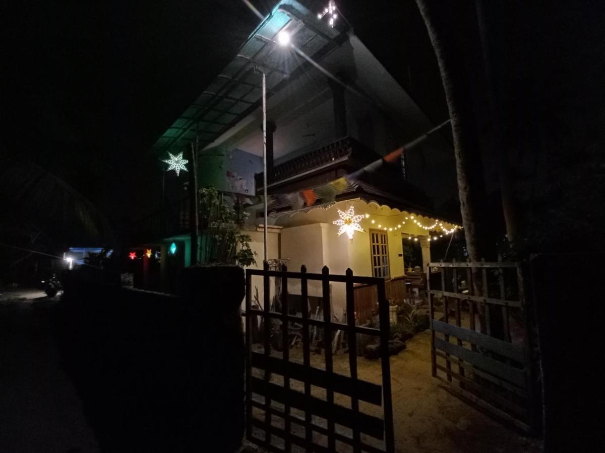 Beachaholic Homestay Alappuzha Экстерьер фото