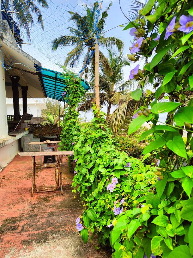 Beachaholic Homestay Alappuzha Экстерьер фото